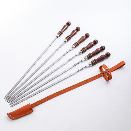 A set of skewers 670*12*3 mm in a leather quiver в Санкт-Петербурге